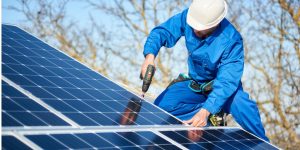 Installation Maintenance Panneaux Solaires Photovoltaïques à Chomerac